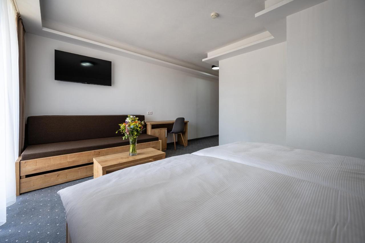 Hotel Berg Liptov Liptovský Mikuláš Exteriér fotografie