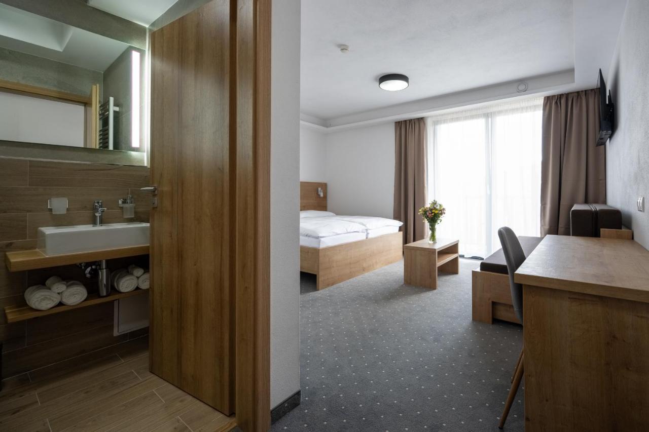 Hotel Berg Liptov Liptovský Mikuláš Exteriér fotografie